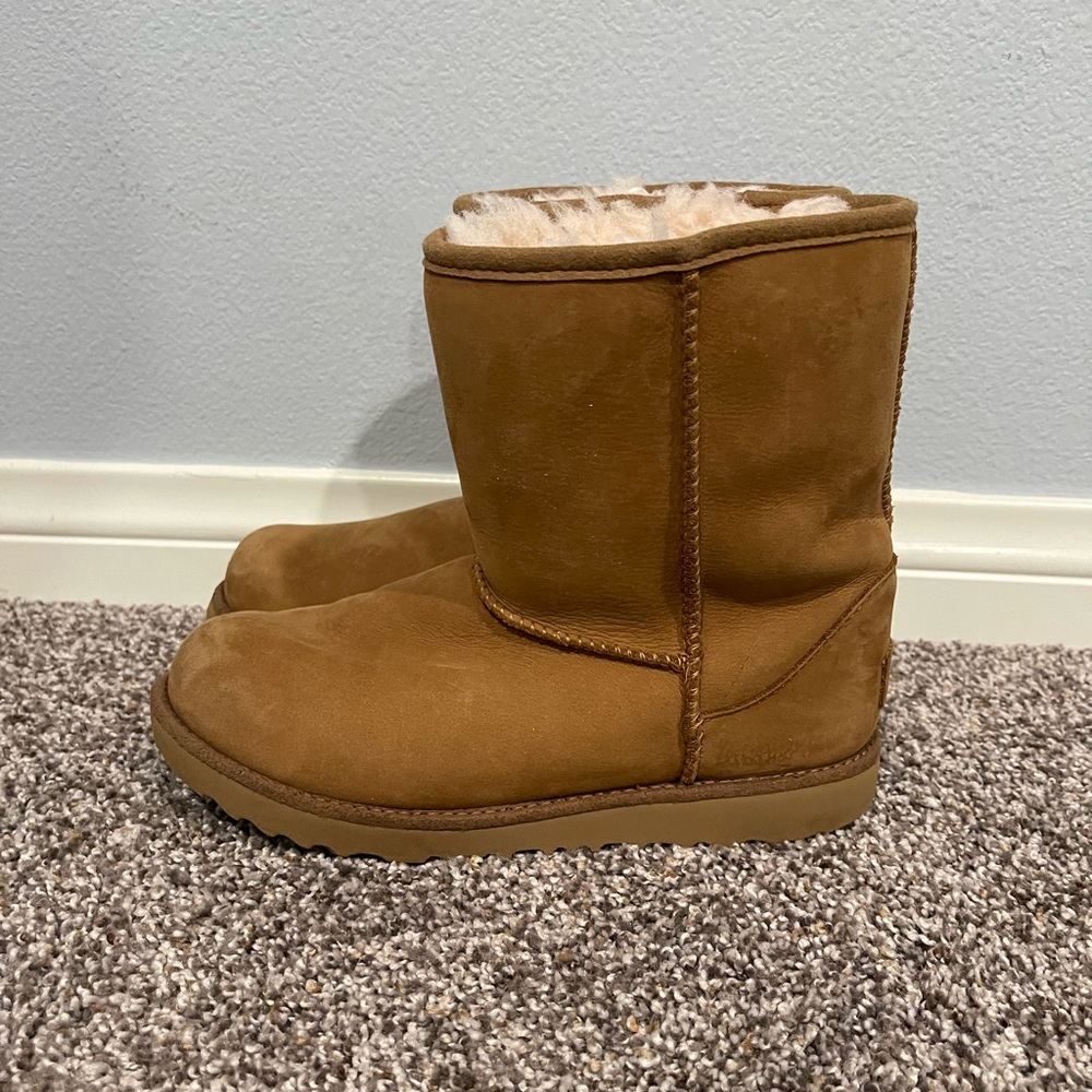 chestnut uggs size 4 girls